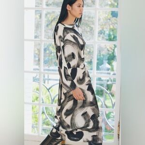 Zara Monochrome Long Sleeve Dress